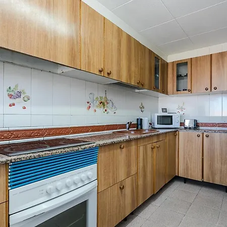 Apartment Spacious 4 Bed 2 Bath Flat Minutes From The Beach Barcelona
