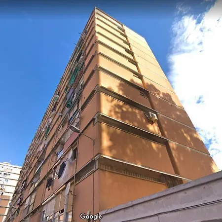 Spacious 4 Bed 2 Bath Flat Minutes From The Beach Apartment Barcelona
